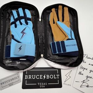 Bruce Bolt Creator Series Long Cutt
Premium Pro Batting Gloves